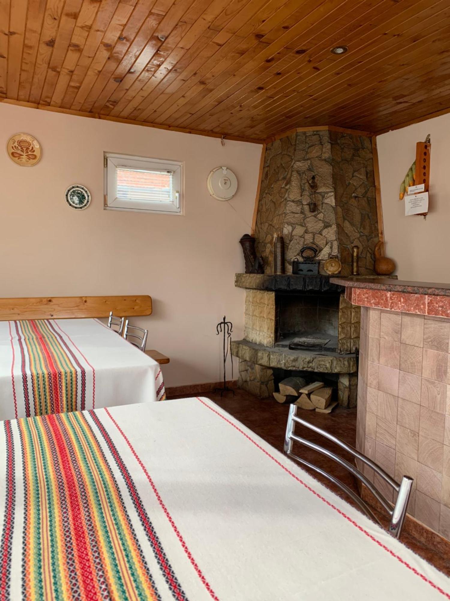 Hotel Sunny House Madzhare Esterno foto