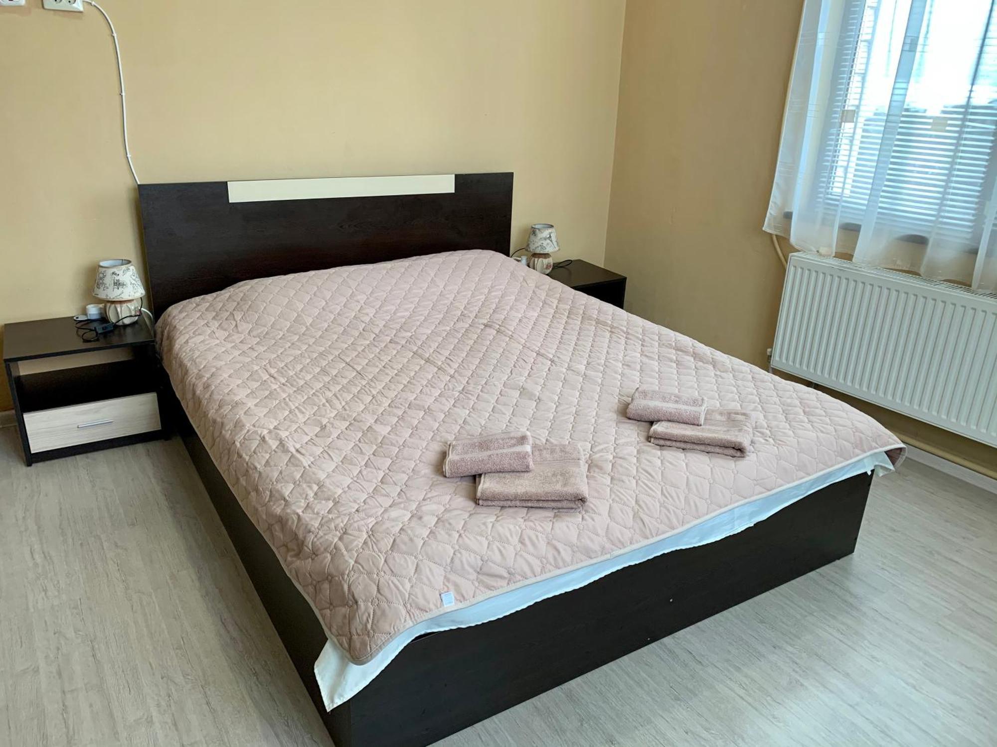 Hotel Sunny House Madzhare Esterno foto